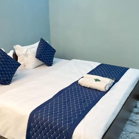 Hotel Abhinandan Ιντόρ Εξωτερικό φωτογραφία